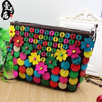 Hot sale Hainan Sanya natural coconut shell handmade beaded bag shoulder oblique cross coconut shell bag 4 colors optional