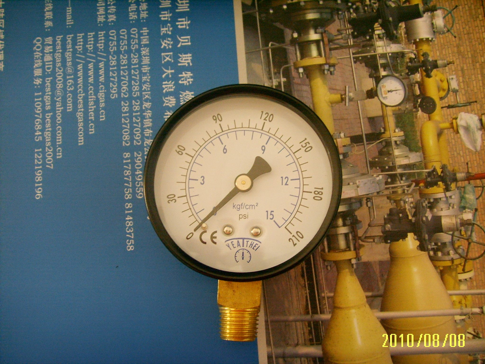 A 15KG meter pressure meter with a surface diameter of 60MM meters