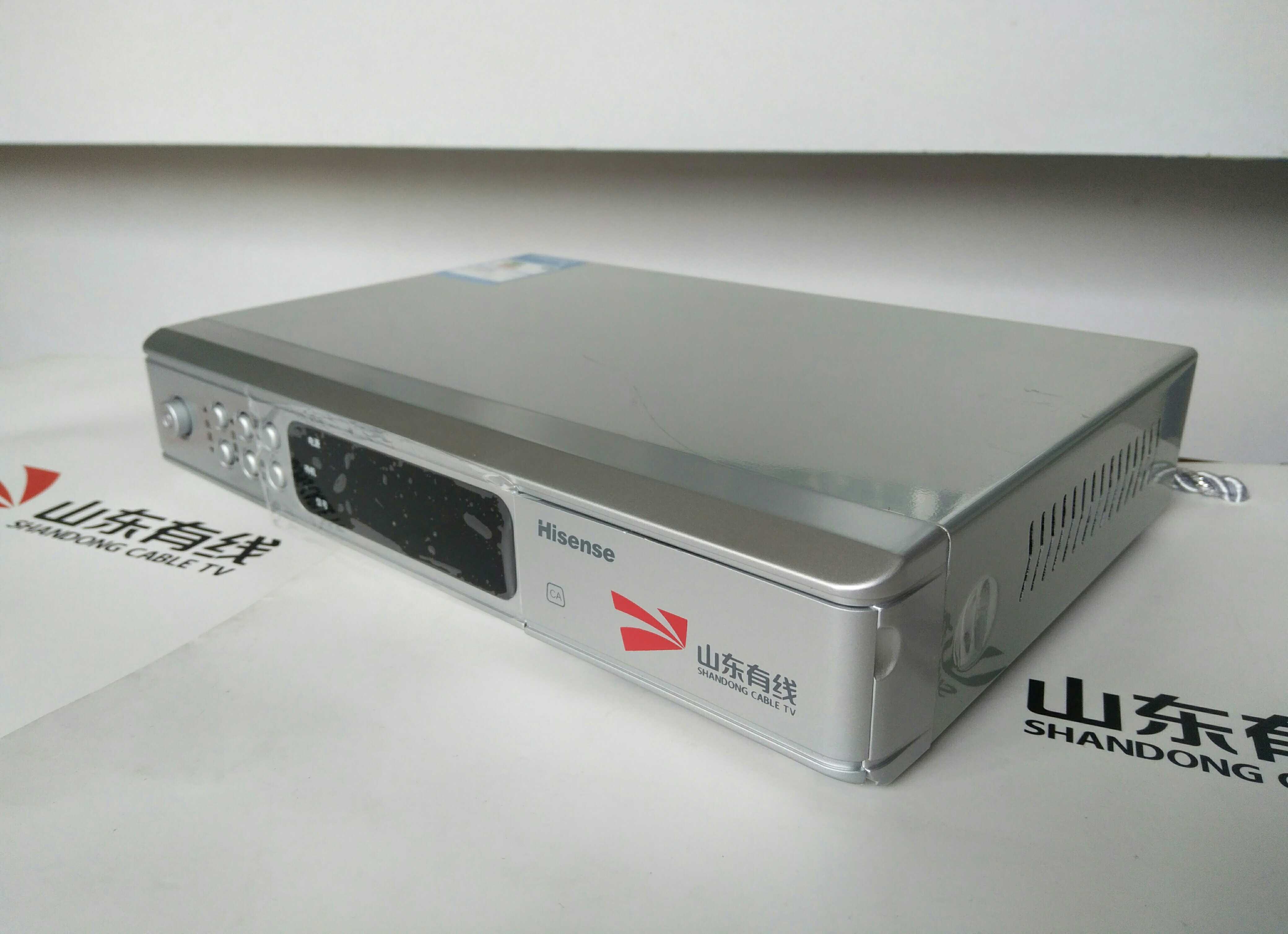 Chengyang cable TV set-top box Hisense set-top box Non-high-definition Yongxin cartoon plug-in card that is used original special price