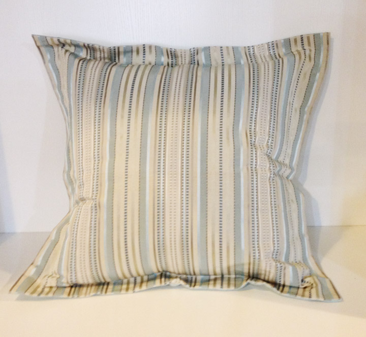 ʥڱLOIS STRIPE STORM