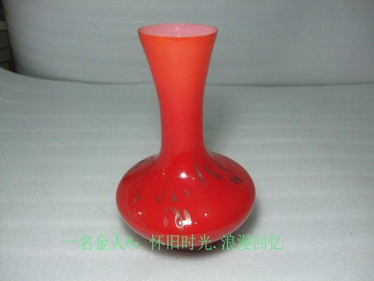 Old glass vase red glass vase complete with collection to make decorative props shop window display furnishing