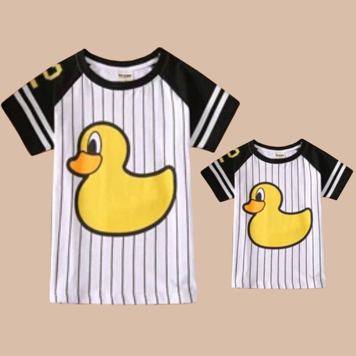 High-end Pure Cotton Black & White Collision Color Striped Badge Yellow Small Duck Short Sleeve Mother Woman Dress Pro-T-shirt Blouse