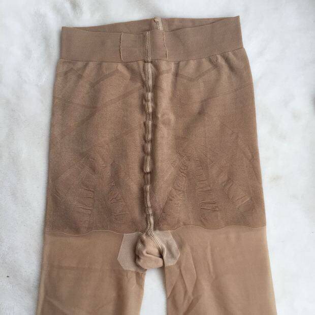 Thin-style micro pressure trouser socks tight to slim leg silk stocking with glutes in the middle and thick covered in the pantyhose