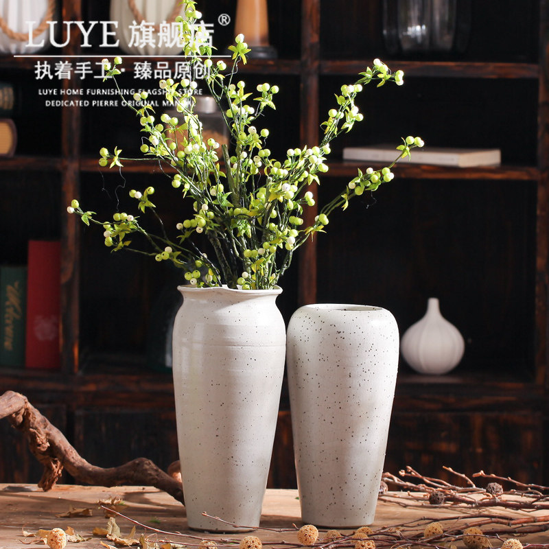 luye�ִ���Լ��ɫ��ƿ�ڼ�