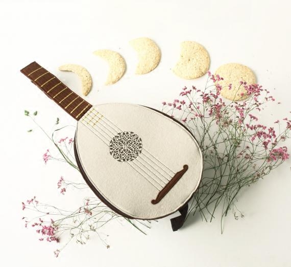 Russian Lute's hand for special fun art cute pipa shape wool felt single shoulder bag