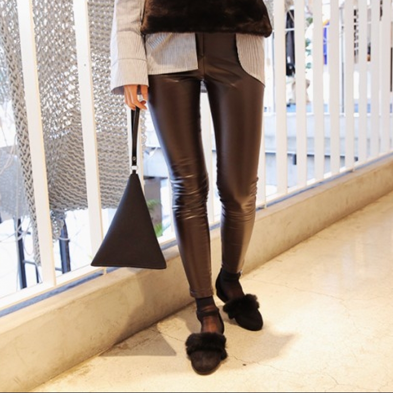 韩国stylenanda官方正品 性感高腰修身仿皮裤-深棕色