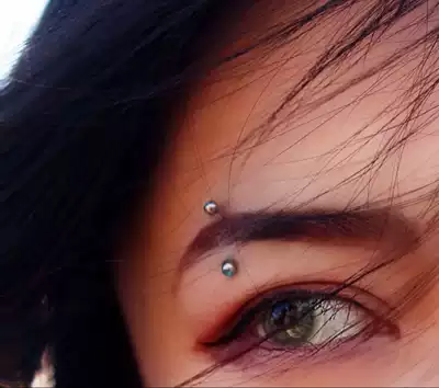 鈦鋼歐美防過敏弧形彎杆水鑽石眉釘眉環眉毛釘耳針耳骨釘穿刺飾品