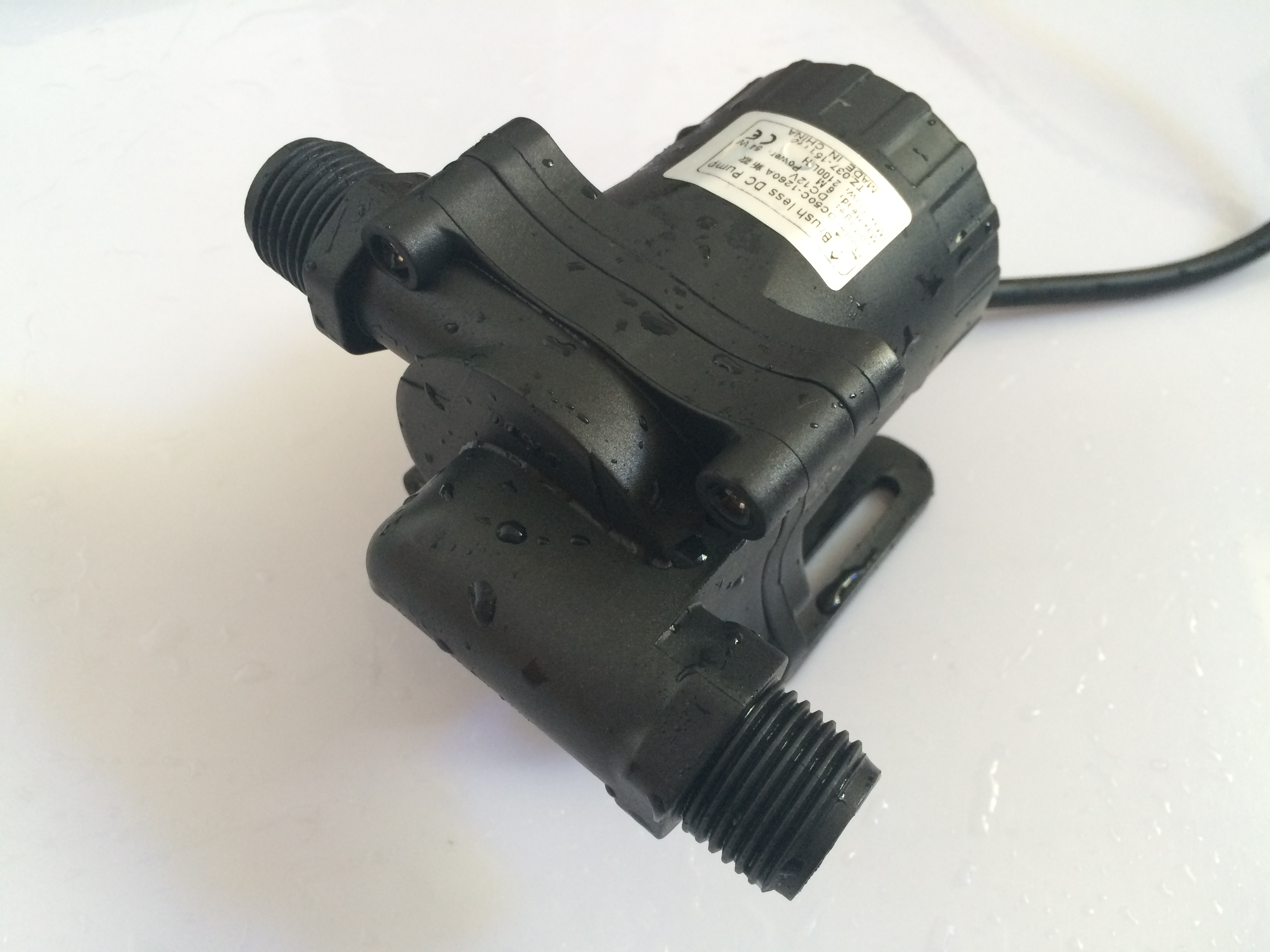 Safety and environmental protection new speed-speed brushless DC water pump DC50C-1260A water family fish tank submersible pump intelligent