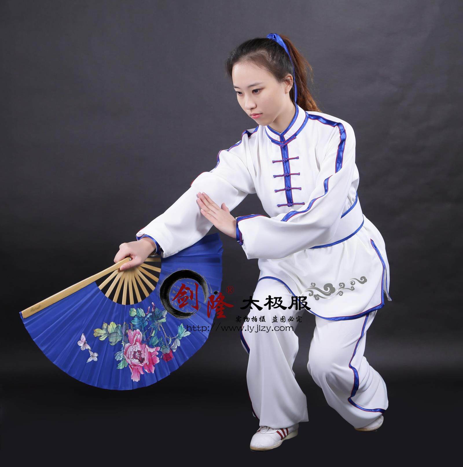 15012 The original design custom Taiji - obe male and female high - end high - end practice suit performance suit
