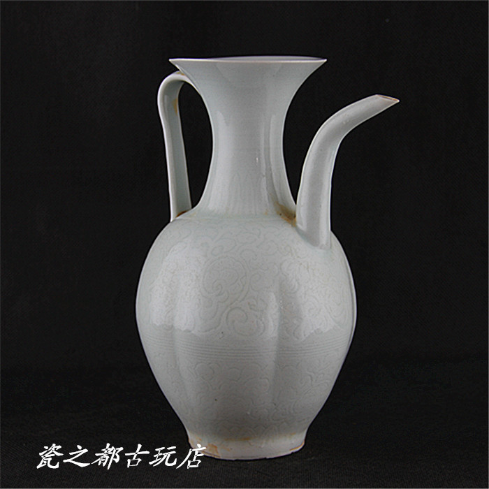 Song Lakeda kiln hand carved branched grapes of green glaze pots later to make old antique antique collection