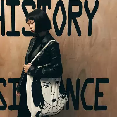 2020 new personality literary graffiti simple versatile casual large capacity shoulder canvas bag hand cotton bag female