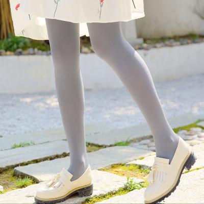 Tall pantyhose chống móc lụa chương trình mùa xuân xà cạp siêu dài mỏng nữ mùa hè và mùa thu mỏng nhẹ qua vớ dây cộng dài.