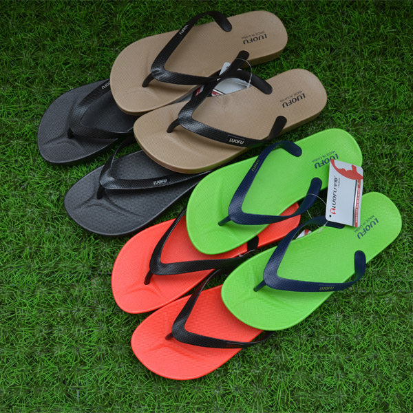 Simple LUOFU Luofu male couple summer comfortable soft rubber non-slip flat flip-flops sandals and slippers