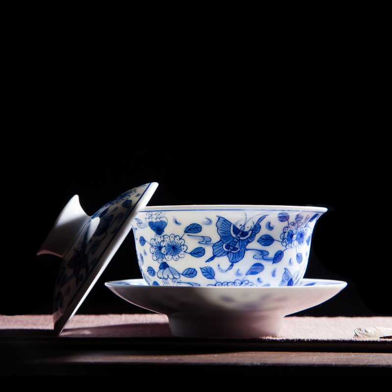 Jingdezhen ceramic hand - made only three tureen manual kung fu tea set hand catch bowl of tea cups to tea cups