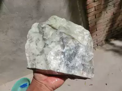 151070 Jade raw material Bare stone Natural rough Qinghai Kunlun jade mountain material two-color material 3 3 kg