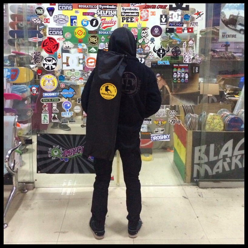 (S T skateboard)Professional skateboard bag Simple skateboard bag shoulder double buckle