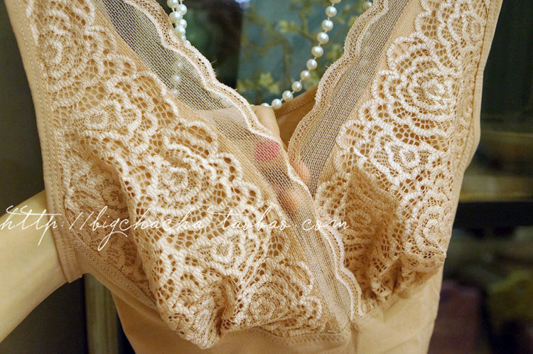 Chise Meitang~ Italian high-end luxury line, deep V full-piece lace, hazy tulle body-shaping vest