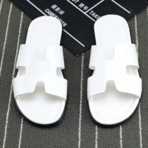 Summer Korean version trendy mens soft bottom anti-slip beach sandals mens fast hand red people with the same spirit society little guys