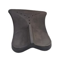 Shock-absorbing pads foam pads balance pads saddle pads adjust the balance between the saddle and the horses back to relieve bumps and friction.