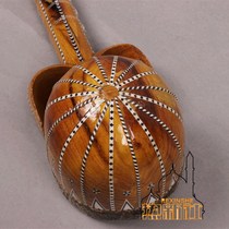 Xinjiang national musical instrument Uyghur handmade musical instrument python Pirewapu plays standard piano