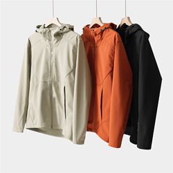 커플 스타일 남자와 여자의 복합 벨벳 따뜻한 소프트 쉘 자켓 바람 방전 야외 스포츠 및 캐주얼 재킷 k