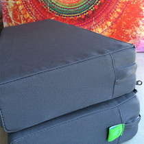 Iyengar yoga inversion mat Iyengar shoulder inversion mat folding pillow medium hardness single layer high 6c