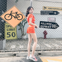 2022 Gold Velvet Sports Suit Women Spring New Fashion Tide Casual Broadleg Shorts Running Two Sets
