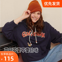 2020 autumn and winter cartoon letter embroidery loose TW bear plus velvet hooded sweater womens TTMW208V07N