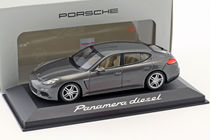 Clearance price Porsche original car Model 1:43 Panamera diesel version 14 mini cut