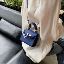 Korean womens bag 2022 new trendy leather personality light luxury messenger bag mini texture Kelly bag