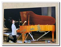 November 2019 A new version of the white-dedicated pavilion marine pianist B Edition 5 sends 1 pro-pen signature photo