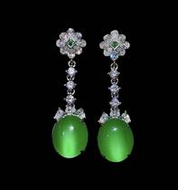 Jewelry natural grandmother green chalcedony goose egg earrings jade green earrings temperament send mother luxury inlaid female