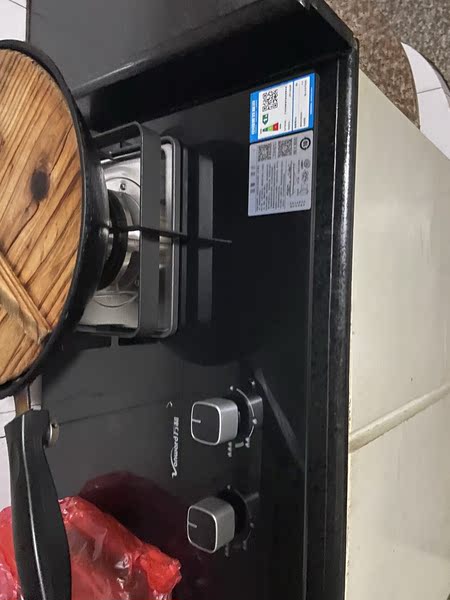 万和C5L90嵌入式煤气灶