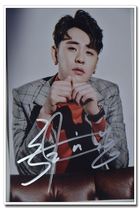 February 2019 new Zhang Yun Leide Yunshe autographed photo U model