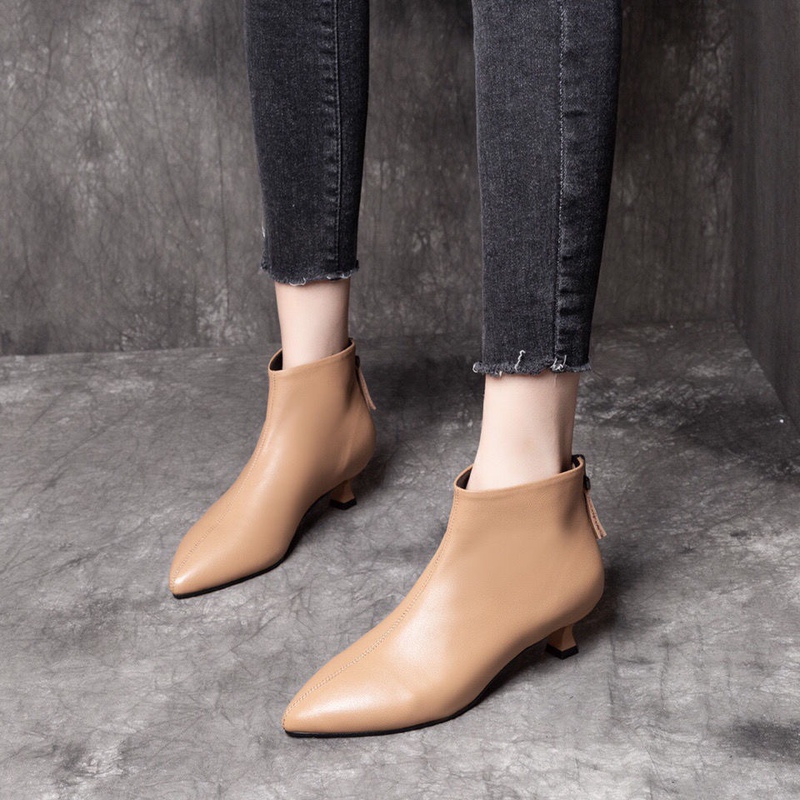 Small-Heeled Short Boots, Low-Heeled Shoes, Genuine Leather Slim Boots, 2025 Autumn and Winter New Pointed-Toe Martin Boots, Stiletto High-Heeled Women's Boots Small-Heeled Short Boots, Low-Heeled Shoes, Genuine Leather Slim Boots, 2025 Autumn and Winter New Pointed-Toe Martin Boots, Stiletto High-Heeled Women's Boots