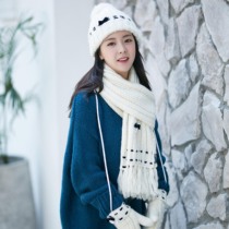 Scarf hat gloves three-piece set Womens winter Korean version of the student wool hat set Collar birthday gift gift box