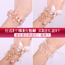 Bride wrist flower red Chinese bridesmaid group sisters hand flower wedding wedding high-end simple bracelet bracelet