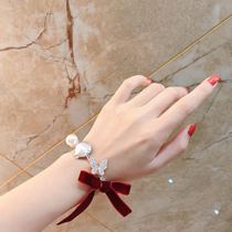 Butterfly and Shell Beautiful Korean pearl crystal dance celebration Wedding bride bridesmaid wrist flower