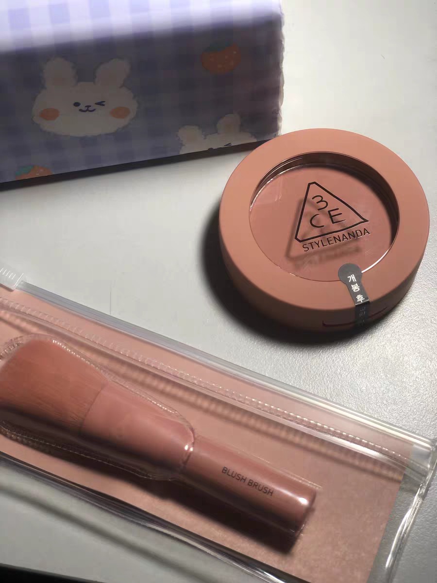 真实解析3ce在韩国腮红/胭脂好用吗?怎么样呢?优缺点爆料测评