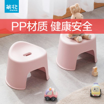  Camellia small square stool Childrens plastic stool chair bathroom thickened durable non-slip baby stool Low stool shoe stool