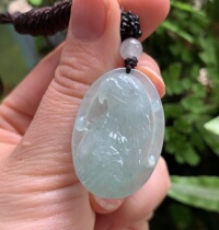 Yang Yujia natural A goods Jade glutinous ice background color Eagle Big Show Big Picture personal small pendant certificate New