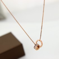 Korean version double ring rose gold necklace woman European and American personality 100 hitch Roman digital titanium steel brief pendant lock bone chain tide