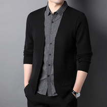 Autumn and winter 2021 men's fake two-piece knitted cardigan fashion Joker shirt collar coat men's sweater tide