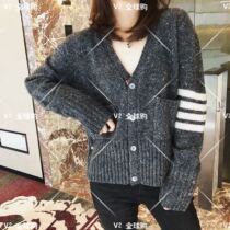 V2 Thom BrowneTB cardigan flower gray men and women with the same wool thick line sweater jacket sweater