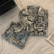 Sense of niche design ~ retro tide silky pajamas female spring and autumn ink jungle printing two pieces of home suit