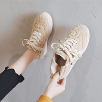 Hong Kong online red womens shoes new 2019 exploits 100 hitchhiking outside wearing a foot pedal flat-bottomed ultra-fiery teddy woolen shoes