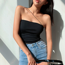 livahome Europe and America ins black sexy slant shoulder flat collar small sling tube top women wear vest