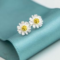 s925 sterling silver ear needle chrysanthemum earrings female Korean fashion temperament simple earrings hypoallergenic student gift