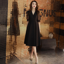 Small evening dress noble dress black celebrity banquet choir performance dress long thin clearance does not return