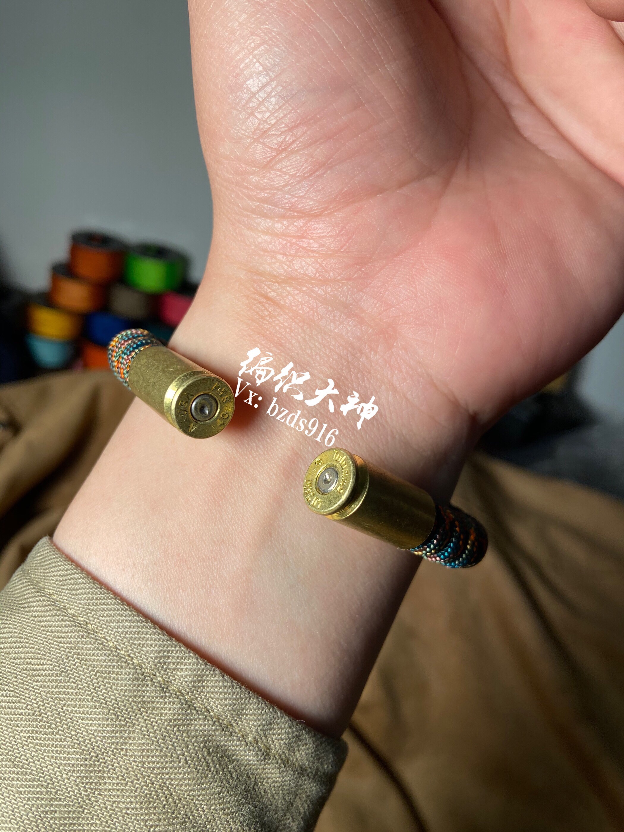 Weaving great God umbrella rope hand bracelet finished bracelet shell craft gift decoration outdoor quick dismantling EDC